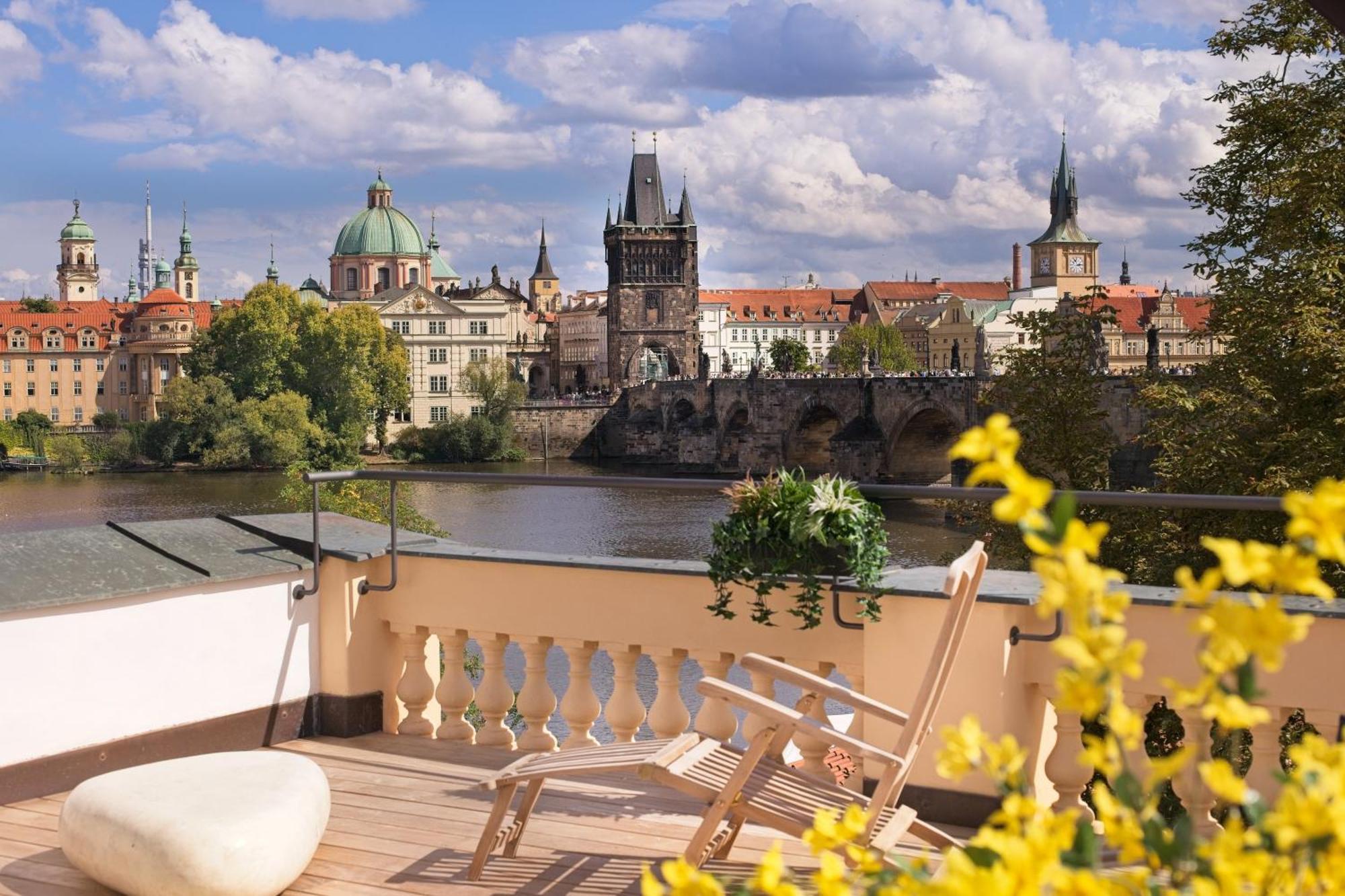 Residence Charles Bridge Prague Exterior photo